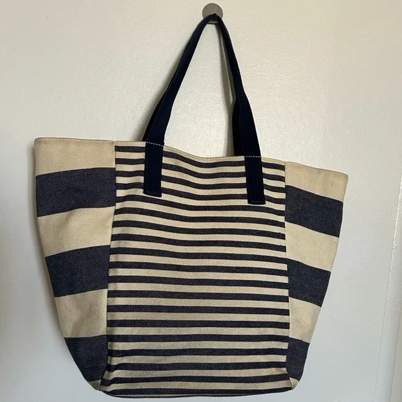 Tommy Hilfiger Canvas Tote Bag - Picture 2 of 4